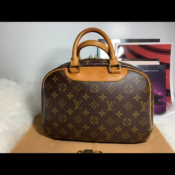 TROUVILLE - Picture 15 of 15